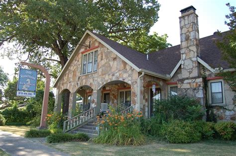 Discover Adventure at Bed and Breakfasts near Magic Springs